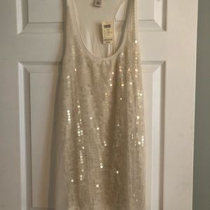 Sequin tank